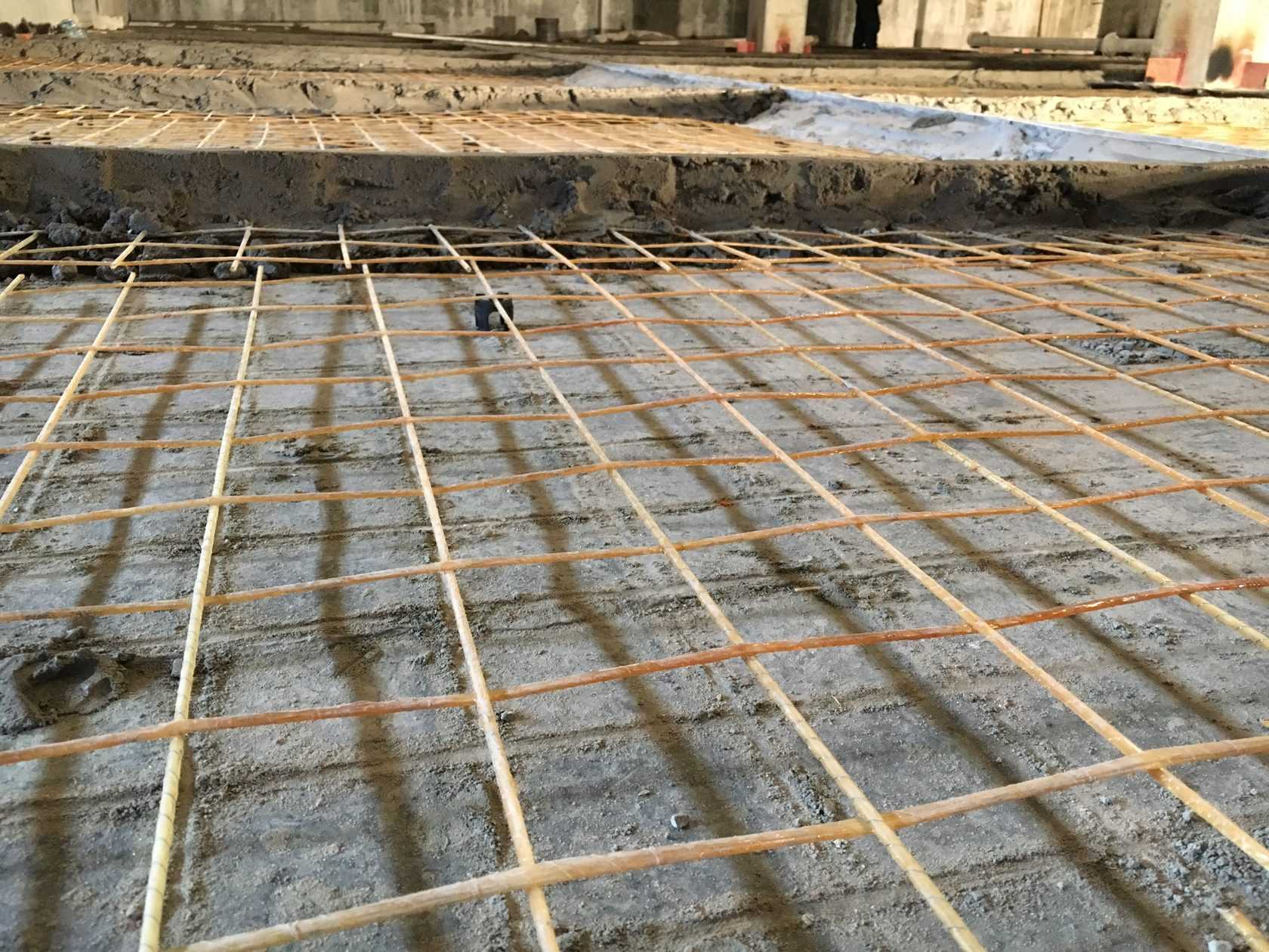 Армирование бетона: монолитное, дисперсное и, с помощью сетки