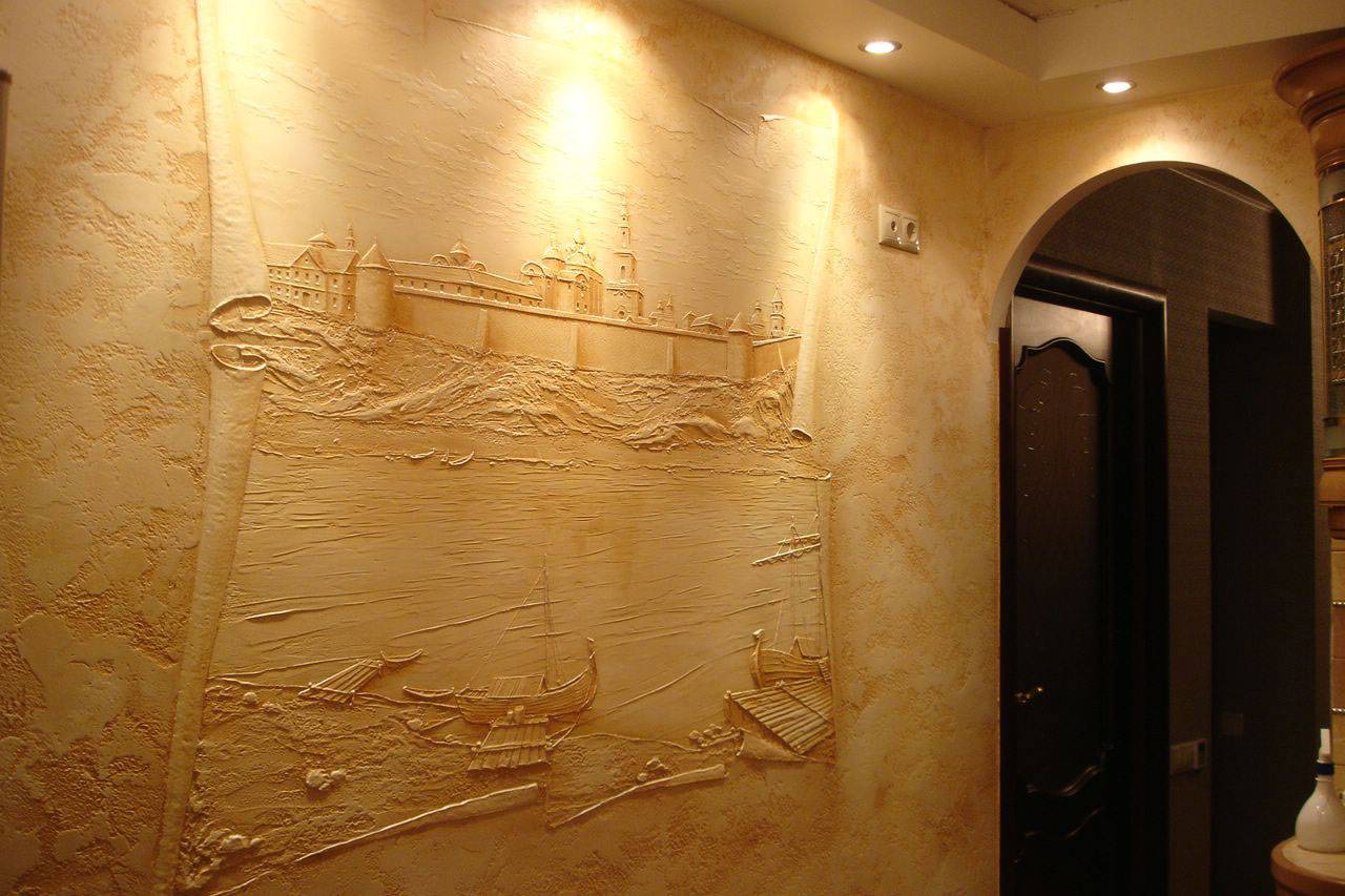 Декоративная штукатурка для внутренней отделки в коридоре: венецианская, короед, шуба
