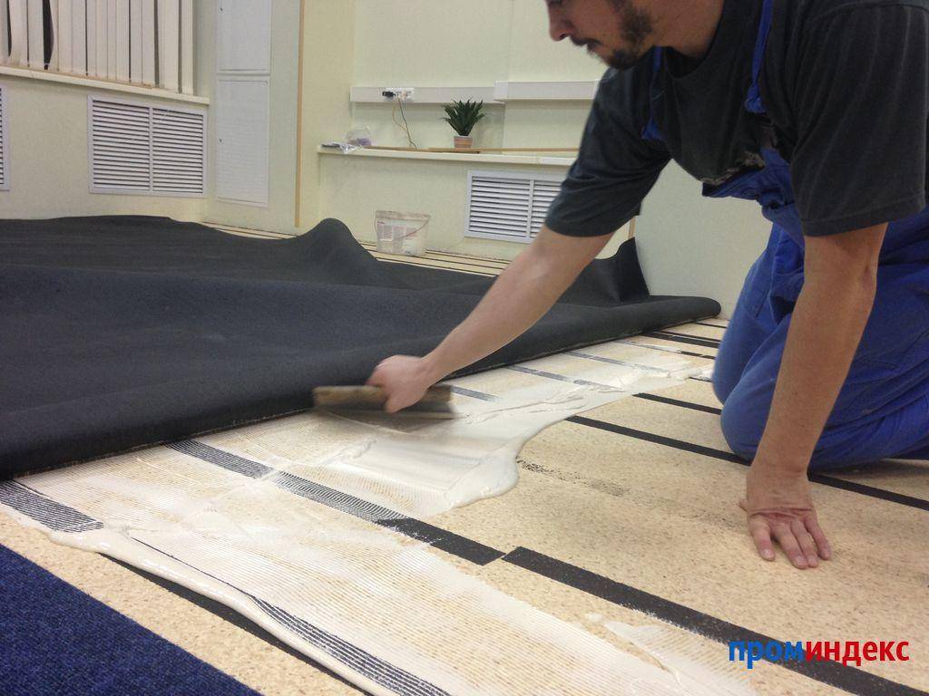 Как стелить ковролин на бетон: укладка и видео