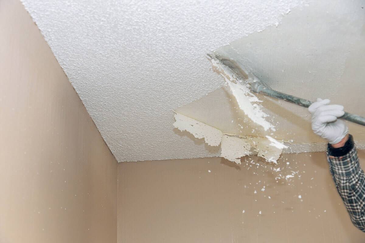 Как помыть потолок покрашенный водоэмульсионной краской: как мыть, чем отмыть водоэмульсионку