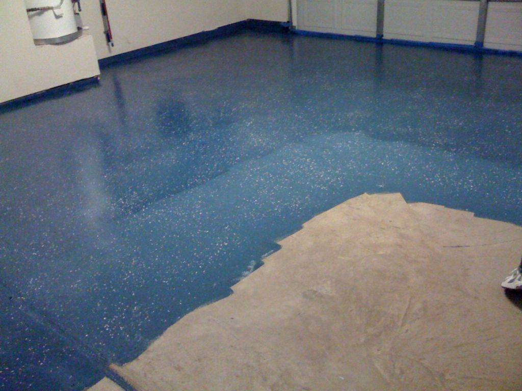 Чем покрыть бетонный пол в гараже: устройство и особенности