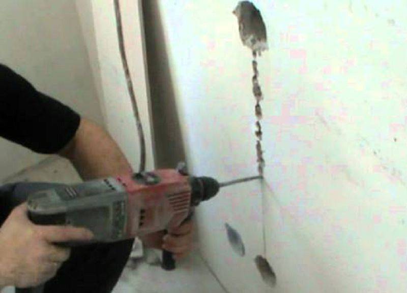Штробление стен для проводки без пыли своими руками