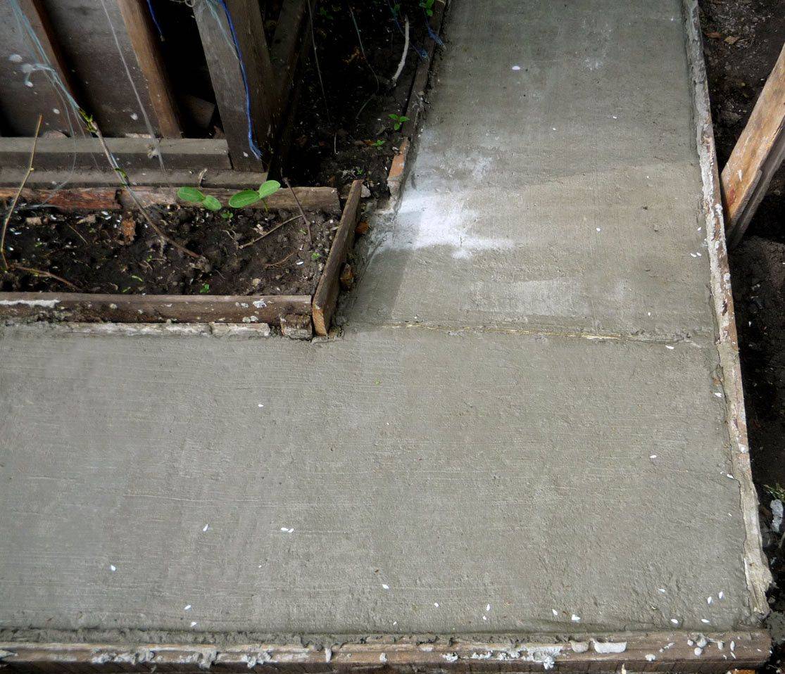 Cадовые дорожки из бетона своими руками: видео, фото