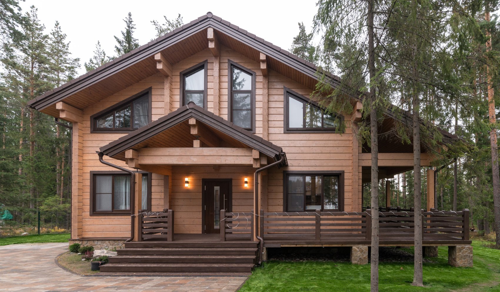 Красивые деревянные дома из бруса и фото стилей