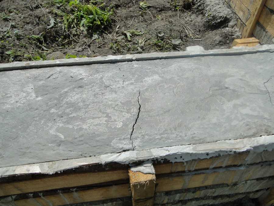 Трещины в бетоне после заливки