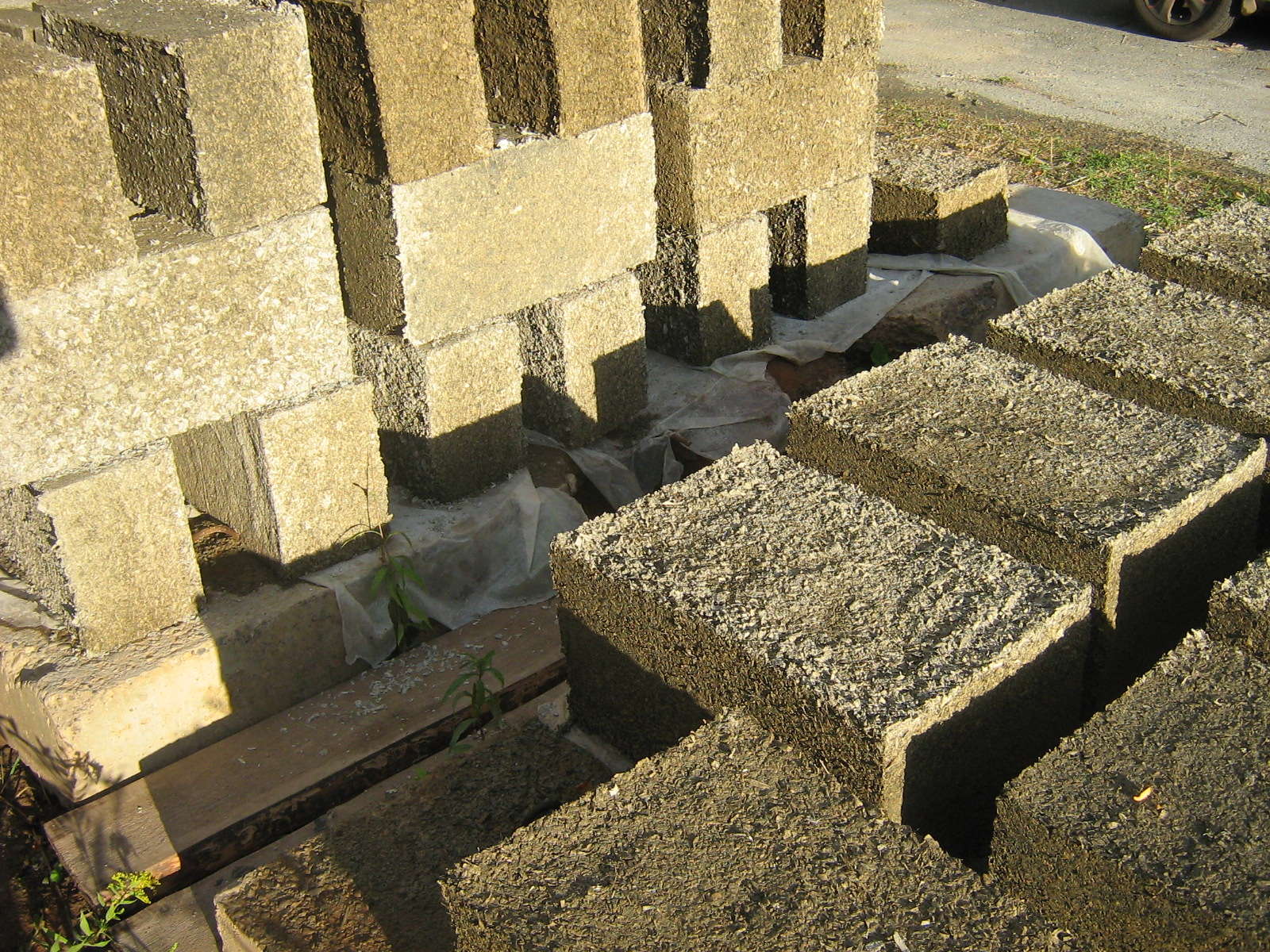Изготовление опилкобетона — состав и пропорции для блоков и монолита, отзывы строителей