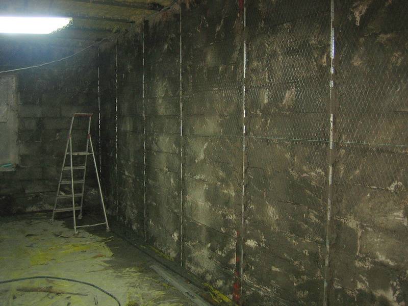 Штукатурка бетонных стен - подготовка и технология