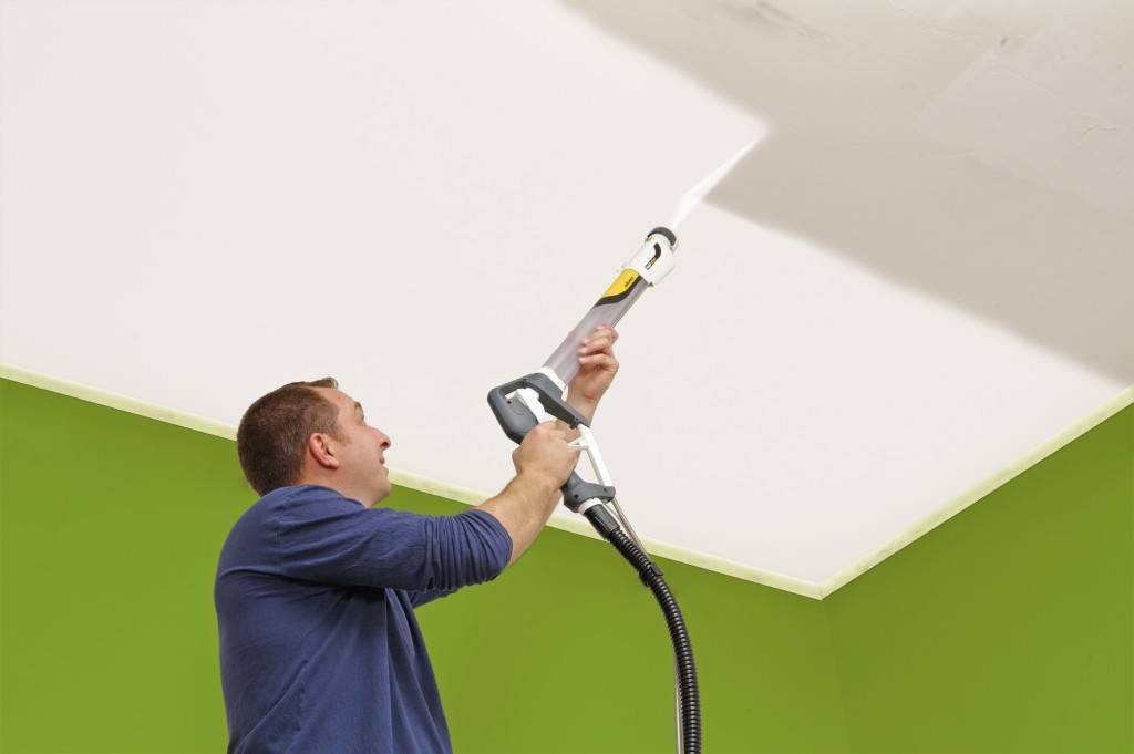 Как помыть потолок покрашенный водоэмульсионной краской без разводов в домашних условиях?