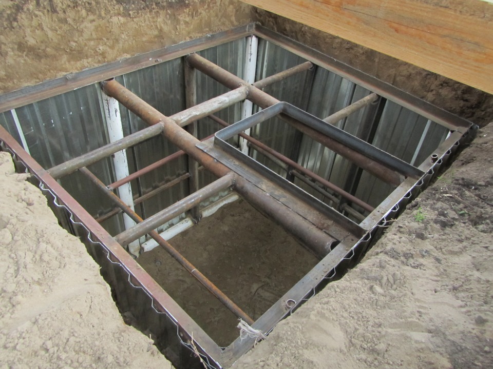 Как построить подвал из бетонных блоков: подойдет ли для возведения погреба размер 20x20x40, какие проблемы могут возникнуть | baskal45.ru
