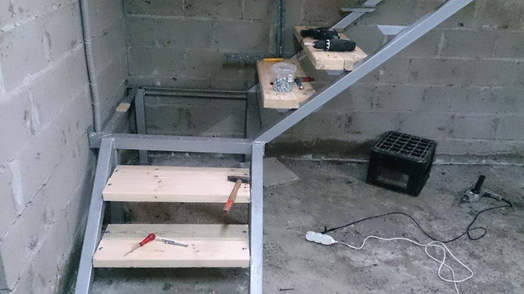 Как залить лестницу из бетона в подвал — виды конструкций и материалы