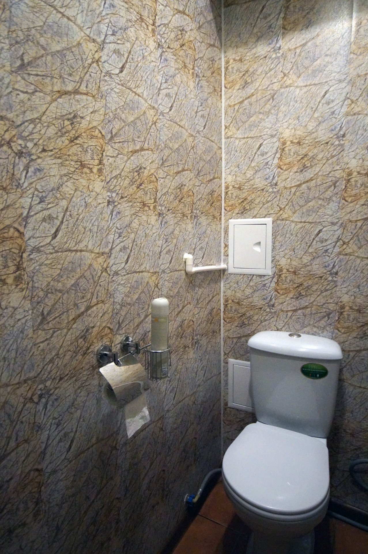 Отделка стен в ванной комнате штукатуркой: какую выбрать, правила нанесения