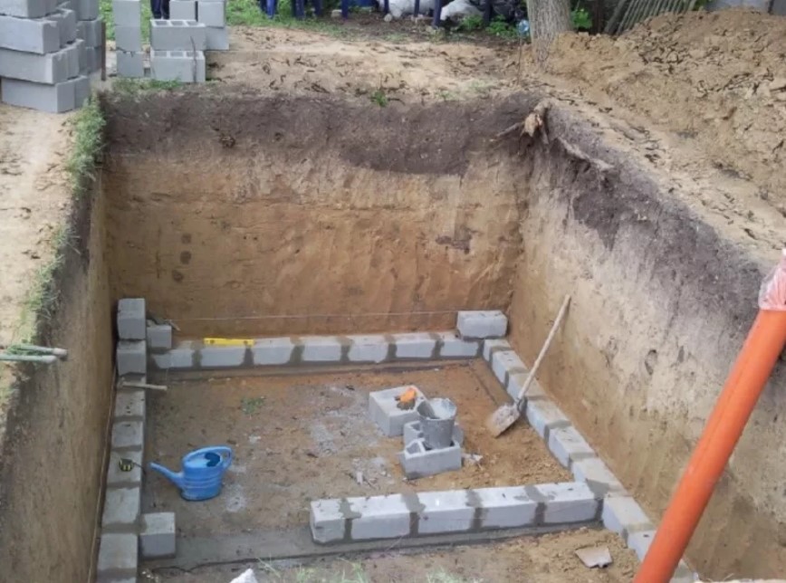 Правильная технология строительства погреба и подвала из пеноблоков