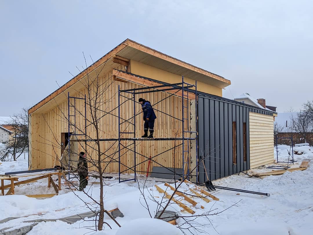 Строить ли каркасный дом зимой: плюсы и минусы такого строительства | артстрой | дзен